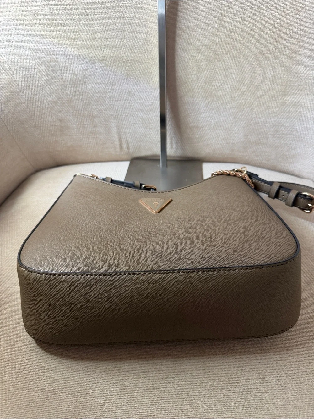 Guess shoulder bag